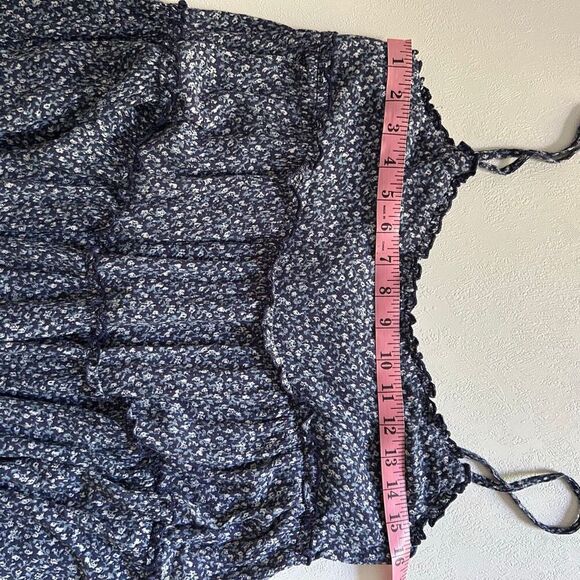 Lulus Floral Tiered Mini Dress Women’s Size M Navy Blue Ruffle Strappy - Picture 6 of 7